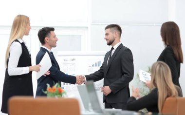 bir iş sunumu önce karşılıklı iş ortaklarının.