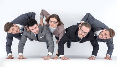 başlangıç konumu itibariyle iki iş takım. rekabet kavramı