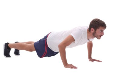 tam büyüme. bir adam bir push-up yerden gerçekleştirir.