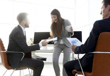 iş günü içinde kopya alanı ile office.photo