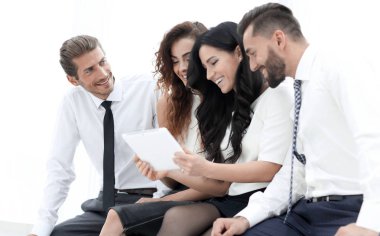 closeup.Smiling iş takım tablet bilgisayar ile