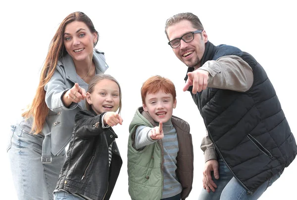 Família feliz apontando para você . — Fotografia de Stock