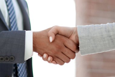 Kavram siluet ve filtre güneş toplantı iş ortaklığı