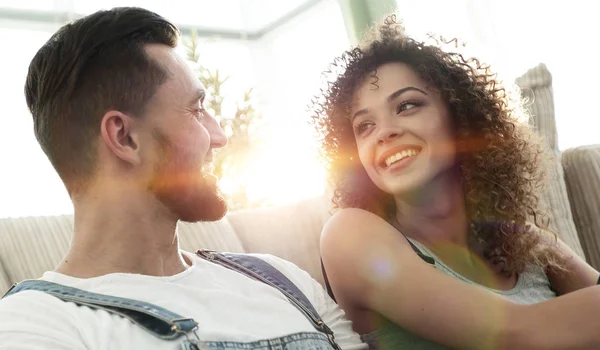 Happy couple dreaming in a new apartment. — Stock Photo, Image