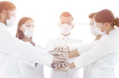 el arkadaşlarıyla istifleme doktorların yakın çekim fotoğraf