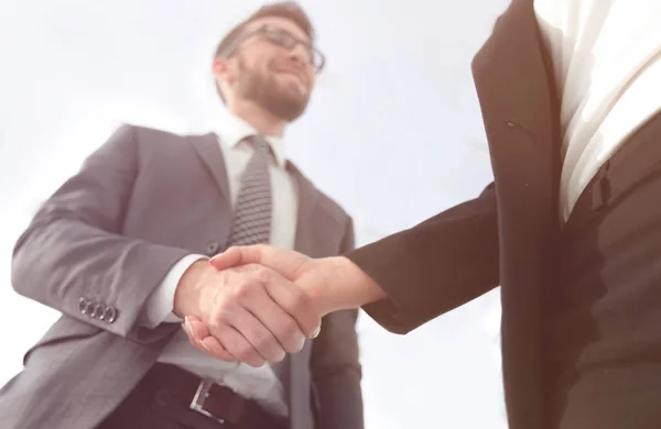 Concepto de reunión de asociación empresarial. Imagen hombres de negocios handsha —  Fotos de Stock