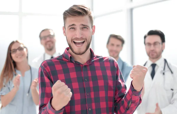 Man Plaid Shirt Celebrating Victory Hospital — Stock Photo, Image