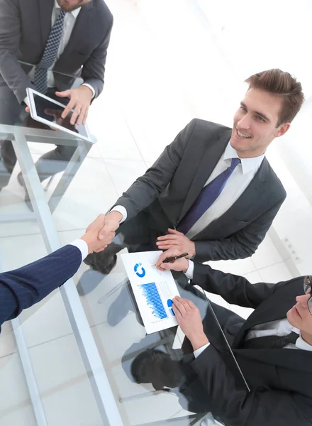 Sluit up.handshake van businesspartners — Stockfoto