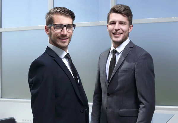 Two businessmen posing — Stock Photo, Image