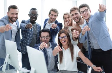 mutlu iş takım sana işaret ediyor