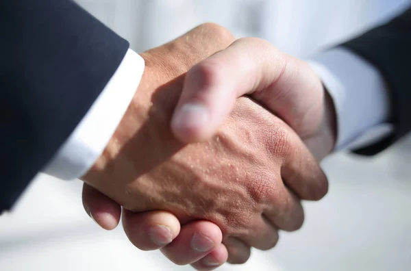 Close-up de pessoas de negócios handshake — Fotografia de Stock