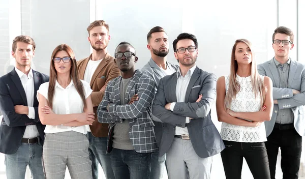 Grupo de jóvenes exitosos . — Foto de Stock