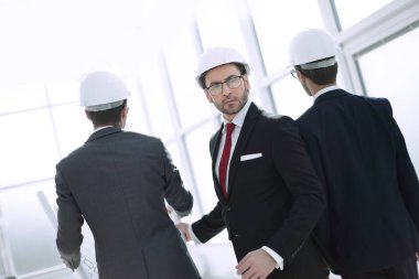 arka view.portrait Cam ofis zemin üzerine Mimar