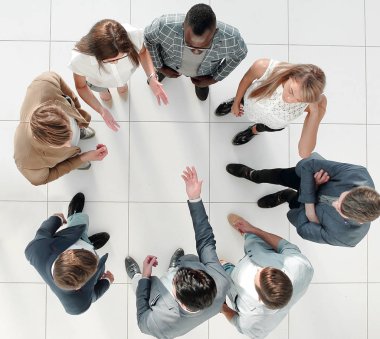 Üst Manzara. İş ekibi beyin fırtınası yapıyor.