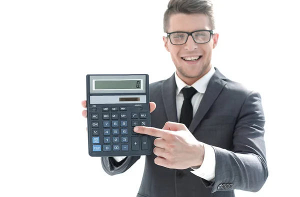 Empresário de terno mostrando calculadora — Fotografia de Stock