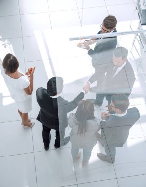 İş geçmişi. Tokalaşma ticaret ortakları.