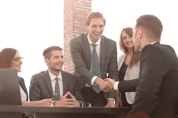 Business, persone e concetto di lavoro di squadra — Foto Stock