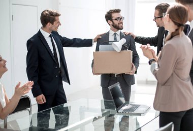 iş takım zam ile yeni bir çalışan tebrik