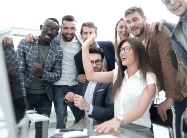 profesyonel iş takım online sonuçlarını bekliyor