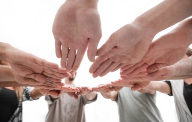 Alt manzara. el çemberi