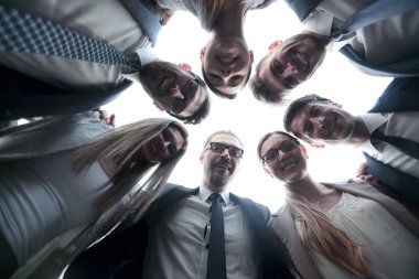 bir daire oluşturan alt view.the iş takım duruyor