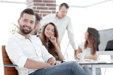 iş adamı ve onun yaratıcı ekip çalışması