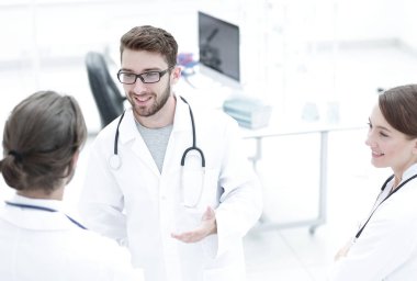 Doktor konuşma grup