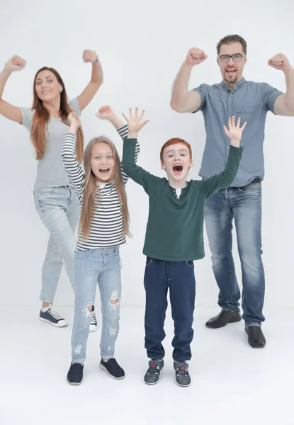 In voller Größe. Porträt einer glücklichen modernen Familie — Stockfoto