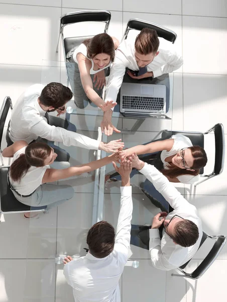 Nejlepší view.employees společnosti, vzájemné propojení dlaně — Stock fotografie