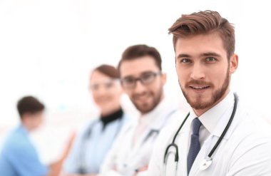 gülen dost erkek doktor portresi