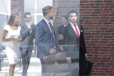 Camdan. Modern Bankanın Salonu