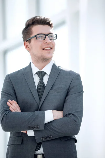 Retrato de um jovem empresário moderno . — Fotografia de Stock