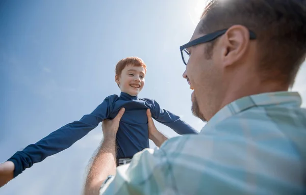 Loving father and son.the concept of fatherhood — Stock Photo, Image