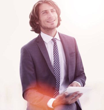 Dijital tablet kopya alanı seyir ile portre .businessman