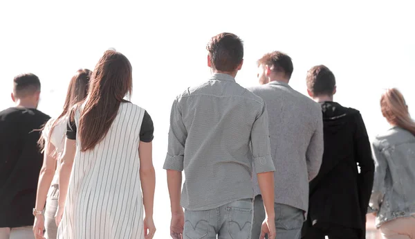 Vista posteriore. gruppo di amici mostrando in piedi insieme — Foto Stock