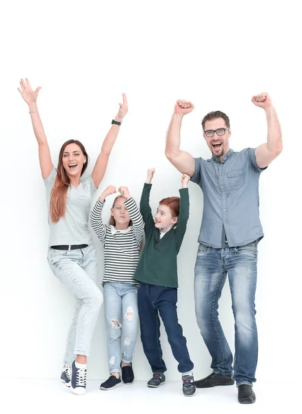 In volledige growth.very gelukkig gezin met twee kinderen — Stockfoto