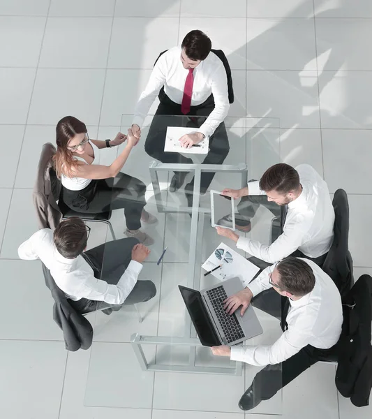 Çift iş ofiste toplantısı