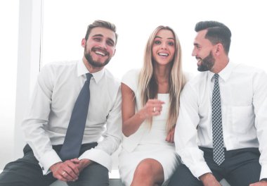 up.successful iş takım bir sırada oturan kapatın