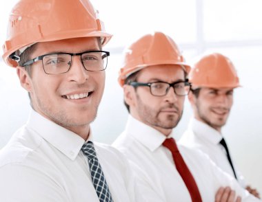 up.Group profesyonel mimarlar kapatın