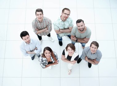Üst düzey bir bakış açısı. Başarılı bir grup genç.