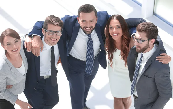 Vista dall'alto. team aziendale di successo in piedi insieme — Foto Stock