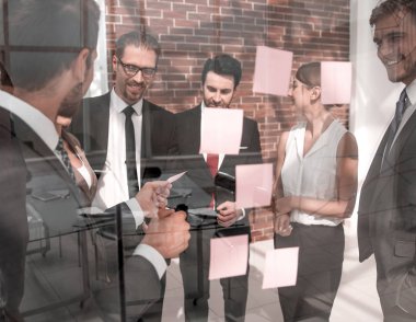 iş notları camına bir yönetim kurulu iş takım okur.