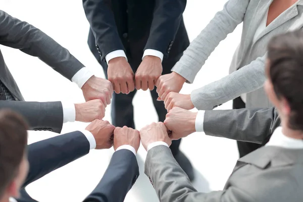 Geschäftsleute zeigen einen Kreis von Händen. — Stockfoto