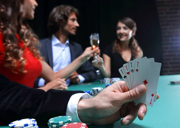Cuatro ases mano de póquer — Foto de Stock