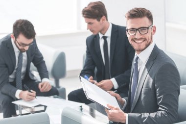 yeni sözleşmenin koşulları kontrol avukat