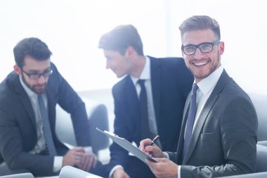 yeni sözleşmenin koşulları kontrol avukat