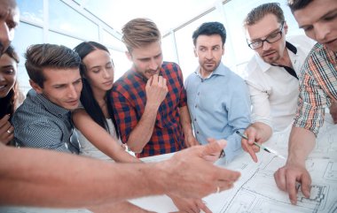 Genç Mimarlar, karnın yaratıcı grup