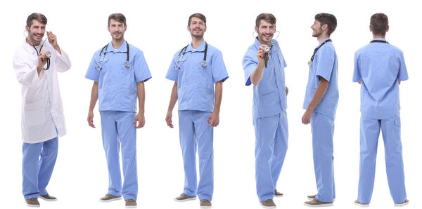 группа врачей, стоящих в ряд