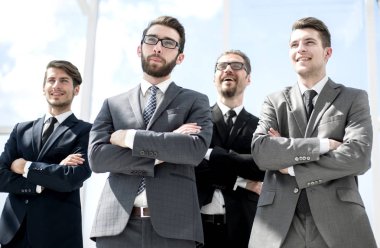 Grup emin iş adamları birlikte yüz