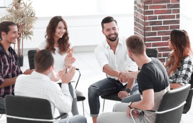 Ne zaman toplantı dostu el sıkışma arkadaşları